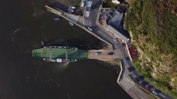 Drone River Suir Irlanda Vista Aérea Passage East Ferry Através — Vídeo de Stock