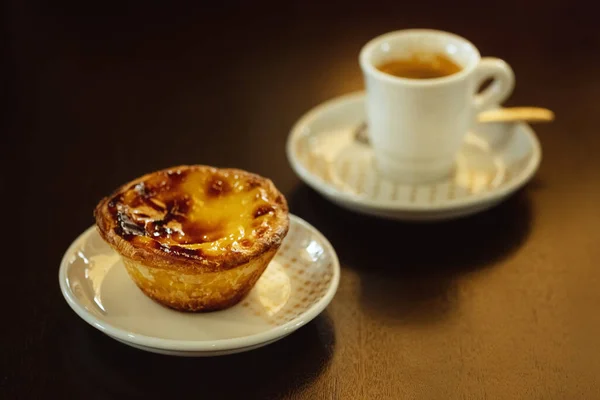 Desayuno Portugués Verano Pastel Nata Café Pequeño Pastel Tarta Crema — Foto de Stock