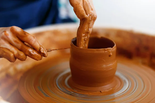 Cropped Image Hands Working Pottery Wheel Close Shaping Clay Edges — Fotografia de Stock