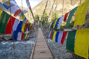 Dua bayrakları Bhutan.