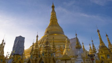 Shwe Dagon Pagoda, Yangon, Myanmar