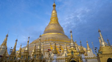 Shwe Dagon Pagoda, Yangon, Myanmar