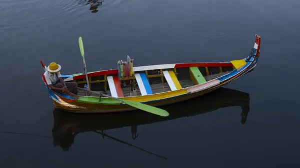 Paddla Båt Och Fiskare Från Bein Bridge Awa Mandalay Myanmar — Stockfoto