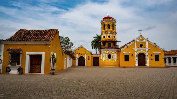 Mompox, Kolombiya 'daki İspanyol Koloni Binaları ve Kilise