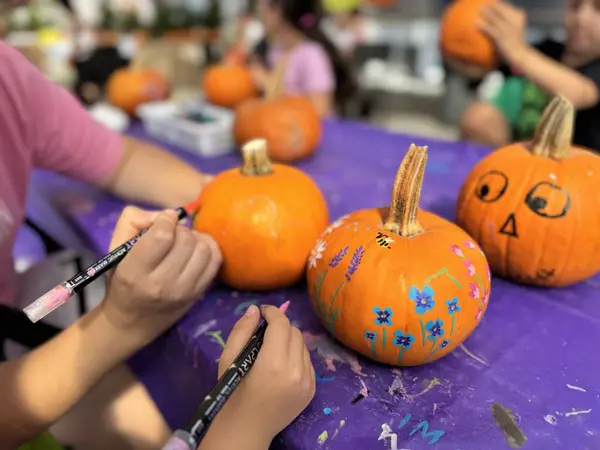 Cadılar Bayramı 'nda Kanada' da bir festivalde balkabakları