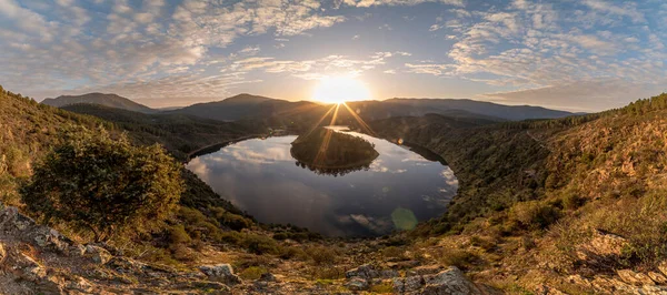 stock image The Meandro del Melero is one of the most representative natural sites in the region of Las Hurdes, Riomalo de Abajo, Extremadura, Spain.