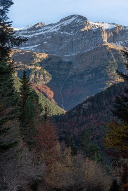 The Bujaruelo Valley is a valley in the Aragonese Pyrenees, in the province of Huesca, bordering the Ordesa and Monte Perdido National Park. clipart
