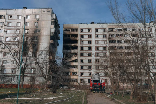 Útok Výškovou Budovu Městě Zaporozhye Ukrajině Rezidenční Budova Zničená Výbuchem — Stock fotografie