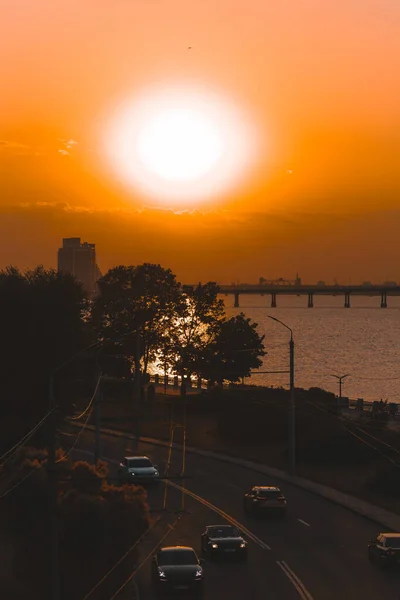 Panoramautsikt Över Staden Dnipro Solnedgången Eller Soluppgången Fantastisk Solnedgång Vid — Stockfoto
