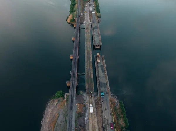 Podul Pontoon Armatei Ucrainene Instalarea Unei Traversări Temporare Apropierea Podului — Fotografie, imagine de stoc