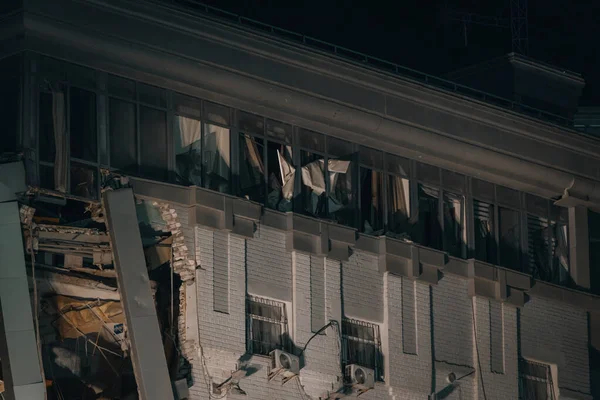 Dnieprowie Rosyjskie Pociski Uderzyły Wielopiętrowy Budynek Mieszkalny Budynek Blizny Wojenne — Zdjęcie stockowe