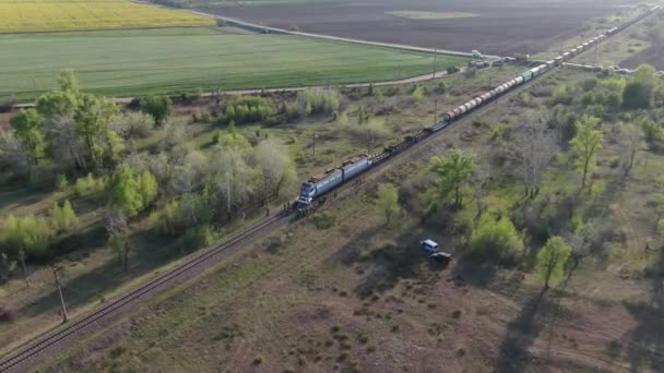 Пассажирский Вагон Столкнулся Поездом Машина Попала Аварию Железнодорожном Переезде Несчастный — стоковое видео