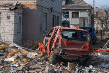 Özel bir evde roket patlamasının sonuçları. Ukrayna 'da savaş. Dnipro şehrinde özel bir evin kalıntıları. Rus ordusu tarafından barış dolu Ukrayna şehirlerinin bombalanmasının sonuçları..