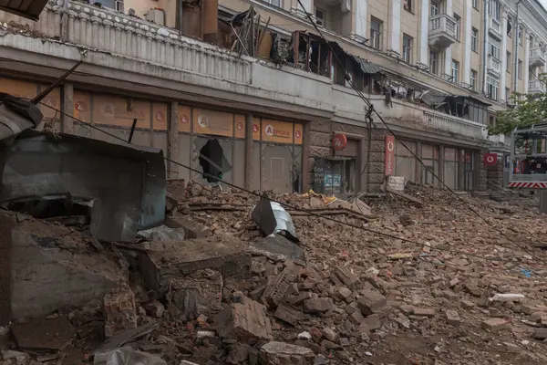 Rosyjski Pocisk Uderzył Budynek Mieszkalny Mieście Dniepr Ukrainie Zniszczony Budynek Obraz Stockowy