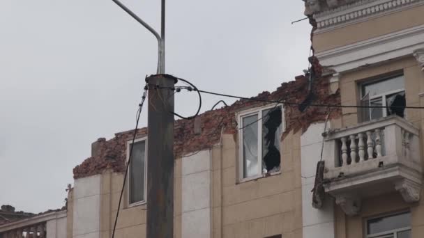 Bir Rus Füzesi Ukrayna Nın Dnepr Şehrindeki Bir Yerleşim Yerine — Stok video