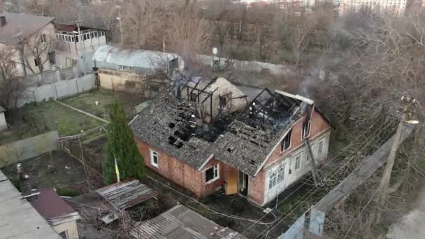 Bovenaanzicht Van Een Verbrand Huis Het Huis Werd Volledig Verwoest — Stockvideo