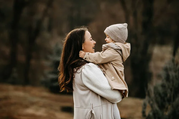 Mother Holding Little Daughter Arms Smiling Outdoors Park Autumn Day — Stock Photo, Image