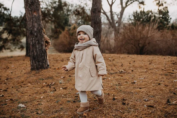 Little Girl Walking Forest Late Autumn Day Smiling Looking Camera — Stock Photo, Image