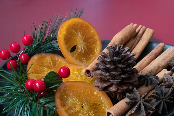 Cinnamon Stick Dried Orange Star Anise Decorated Green Fir Pine — Stock Photo, Image