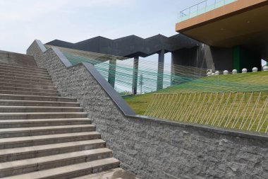 Yeni Bölge, Batı Kapısı, Chengdu Dev Panda Üretimi Araştırma Üssü, Nisan 2023, Çin