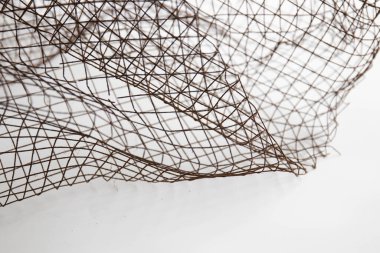 Beyaz Arkaplanda Siyah Rustik Kablo Ağını Kapat