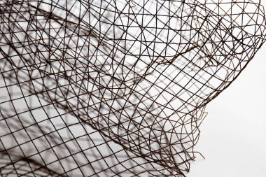 Beyaz Arkaplanda Siyah Rustik Kablo Ağını Kapat