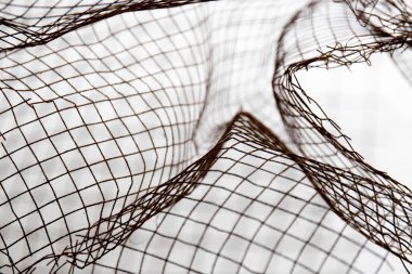 Beyaz Arkaplanda Siyah Rustik Kablo Ağını Kapat