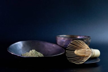 Geleneksel Japon İçkileri, Yeşil Çay, Siyah Arkaplan Macha Çayı