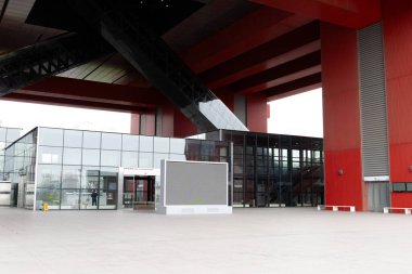 Modern Kızıl İnşaat Sanat Müzesi, Şangay Ulusal Sanat Müzesi, Bu Fotoğraf Nisan 2025 'te çekilmiştir. Şangay, Çin