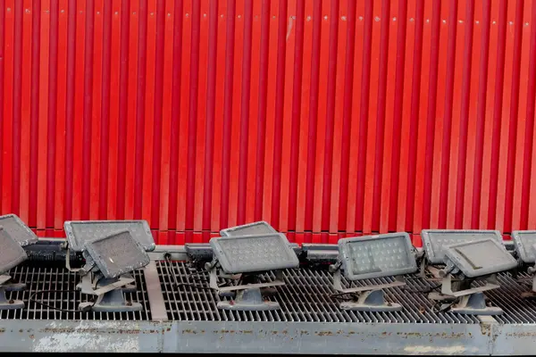 Modern Kızıl İnşaat Sanat Müzesi, Şangay Ulusal Sanat Müzesi, Bu Fotoğraf Nisan 2025 'te çekilmiştir. Şangay, Çin