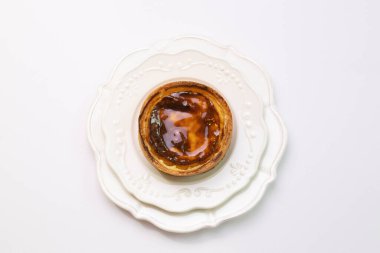 Fransız Muhallebi 'ni kapat, Beyaz Arkalı Turta