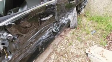 Araba kazası ve trafik kazası.
