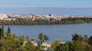 Novi Sad - Sırbistan - Şehir manzarası