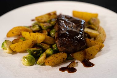 Rosemary lamb filet with healthy vegetables