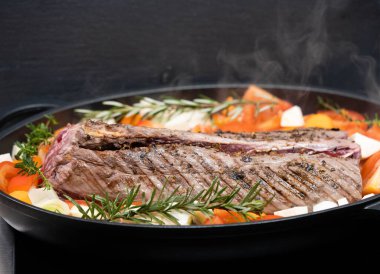 saddle of venison with herbs and spices