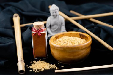 Hazır domates çorbası taze güneşte kavrulmuş domatesler kurutulmuş ve pudralanmış. 