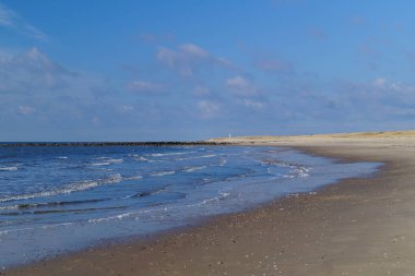 Kuzey denizindeki uçsuz bucaksız sahil Hvidbjerg Stranden Blavand Danimarka