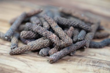 Kamboçya 'dan uzun kırmızı Kamp biberi. 