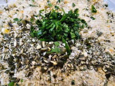 beyaz ya da yeşil kuşkonmaz lezzetli sebzeler