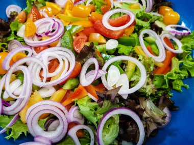 taze ve sağlıklı salata sosu ile