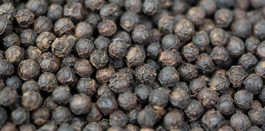 Sadece Kamboçya 'nın Kep ve Kampot bölgelerinden gelen biberler kendilerine Kampot biberi diyebilir.