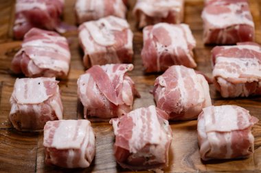 ekmek ve fırında Yunan koyun peyniri otlar ve baharatlarla