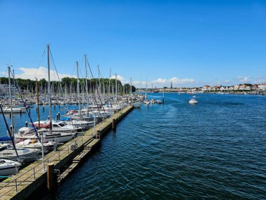 Alman Baltık Denizi kıyısında bir köy.