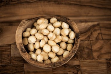 Macadamia fındığı, zeytin ağacında Macadamia tetraphylla