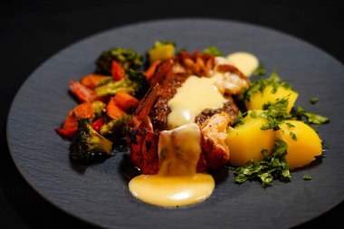 Biftek ve ıstakoz fileto.