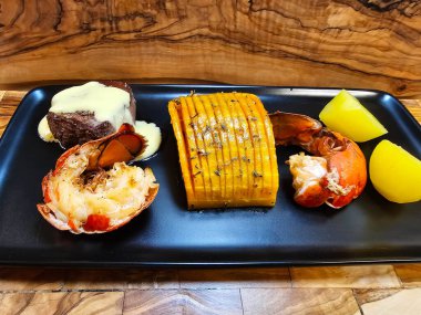 Biftek ve ıstakoz fileto.