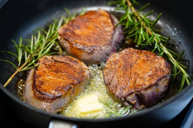 Biftek ve ıstakoz fileto.