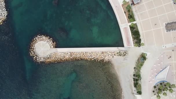 Luftaufnahme Mit Drohne Strand Steinen Und Geometrie — Stockvideo