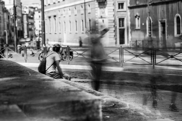 Gatufotografi Staden Rom Svart Och Vitt — Stockfoto