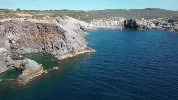 Wspaniały Widok Góry Wybrzeża Sardynii Cala Della Signora Słoneczny Letni — Wideo stockowe